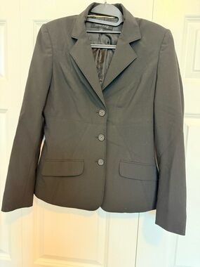 Anne Klein Women's Black Tailored Three-Button Blazer